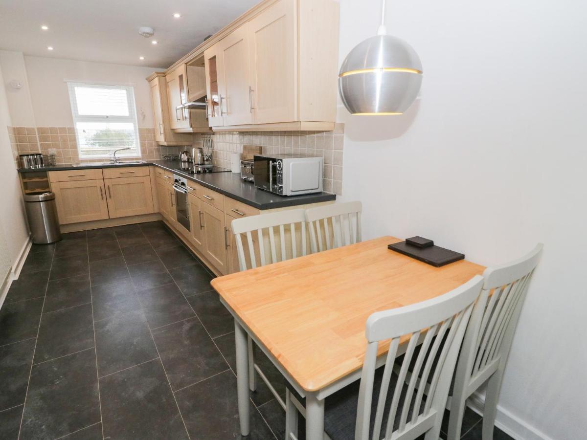 Bay View Villa Benllech Luaran gambar