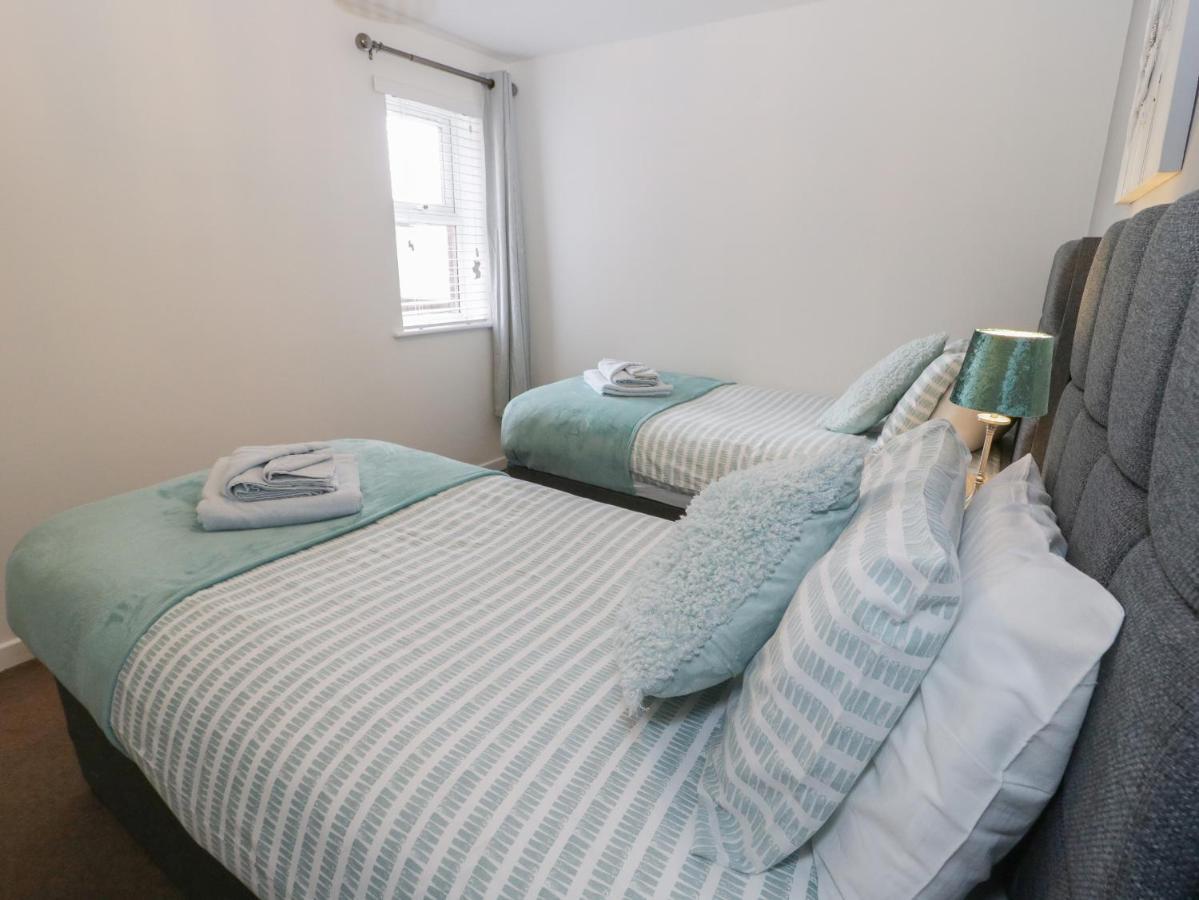 Bay View Villa Benllech Luaran gambar