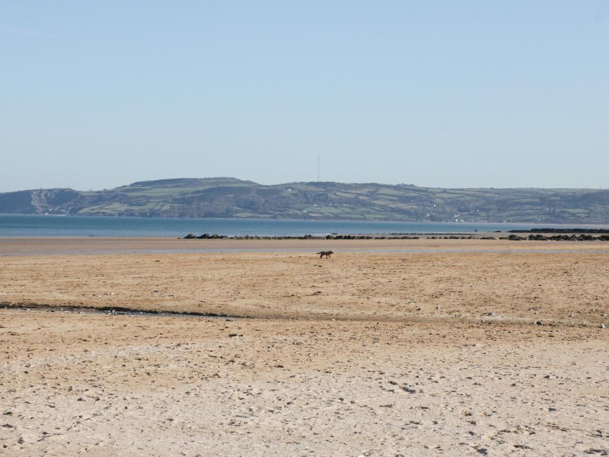 Bay View Villa Benllech Luaran gambar